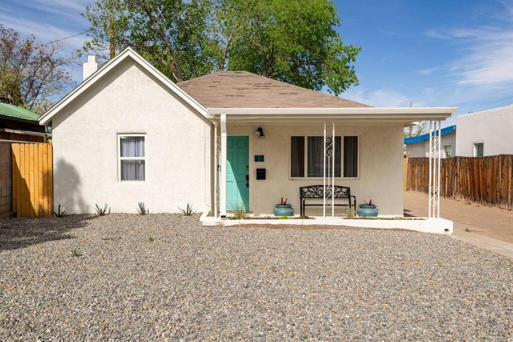 House With Great Beds, Full Kitchen, Fenced Yard Villa Albuquerque Exterior photo